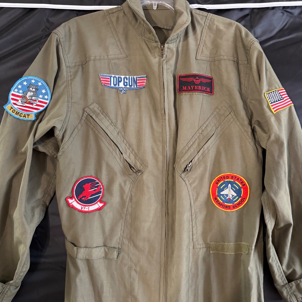 Top Gun Maverick Halloween Costume Men's M Green Flight Suit Jumpsuit Patches